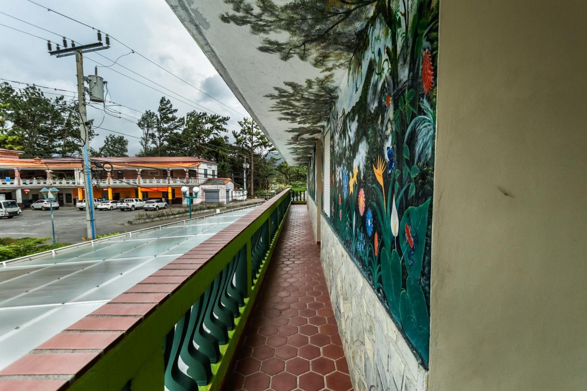 Hotel Residencial El Valle *